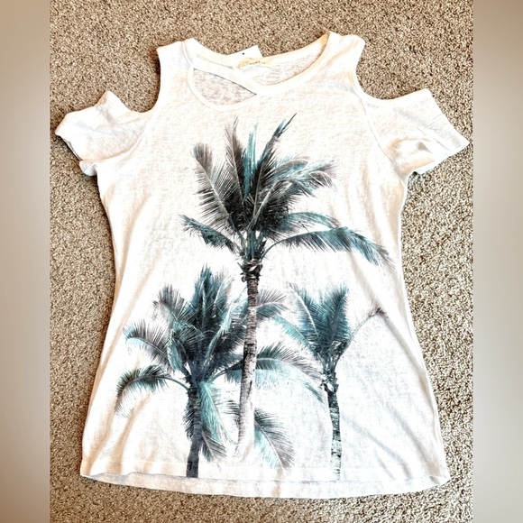Promesa Palm Tree Print Cold Shoulder Top - Picture 1 of 3